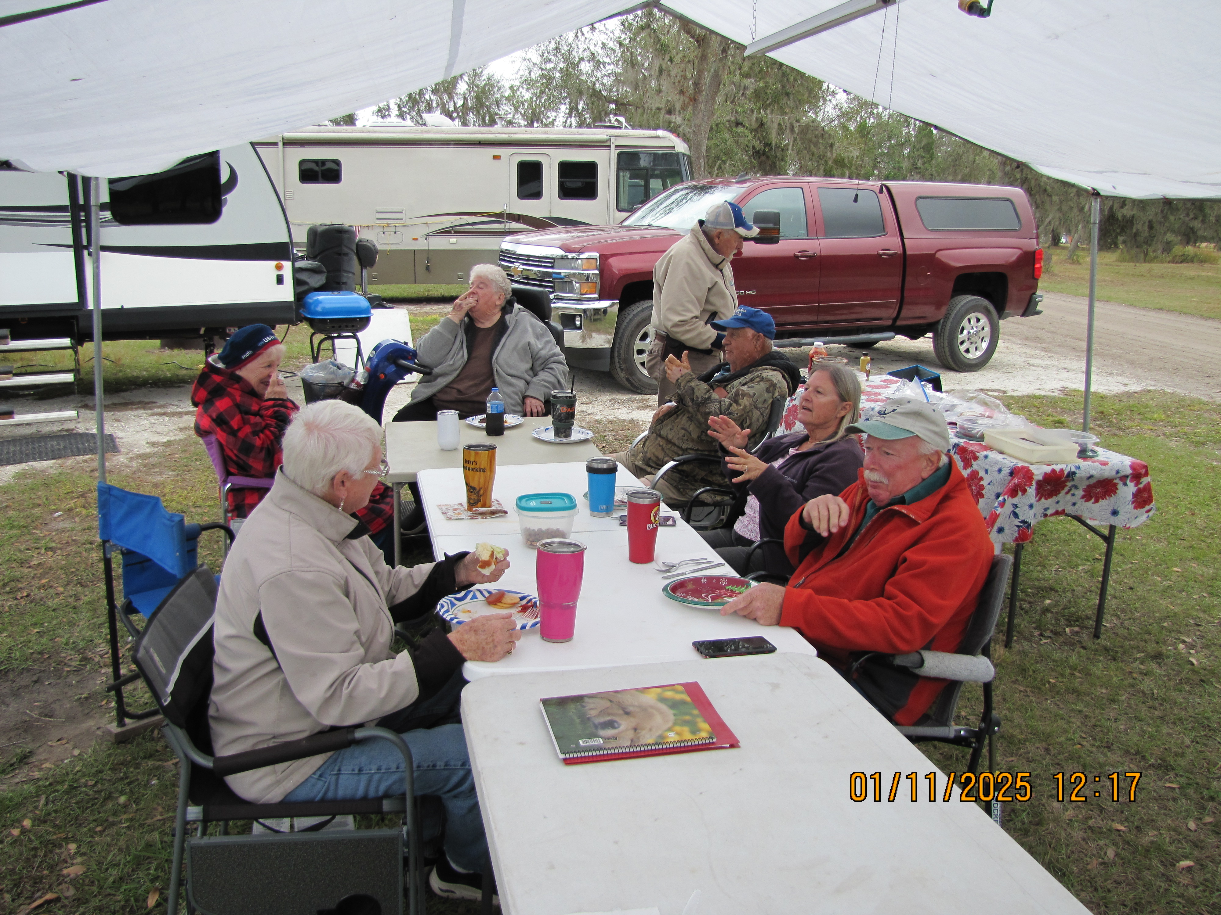 Fish Eating Vreek Palmdale Florida